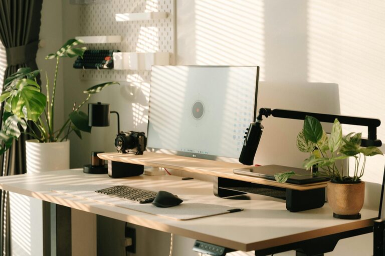 Tips for Creating a Relaxing and Productive Home Office Space